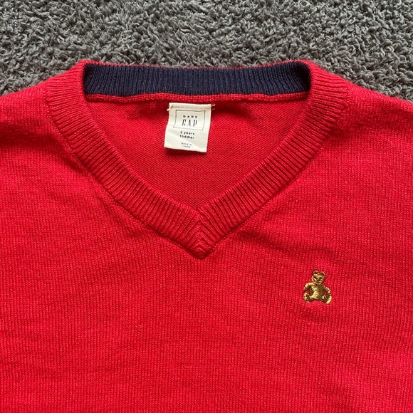 Boys Gap 3t Red Knit Sweater Soft and Comfy - Picture 2 of 3